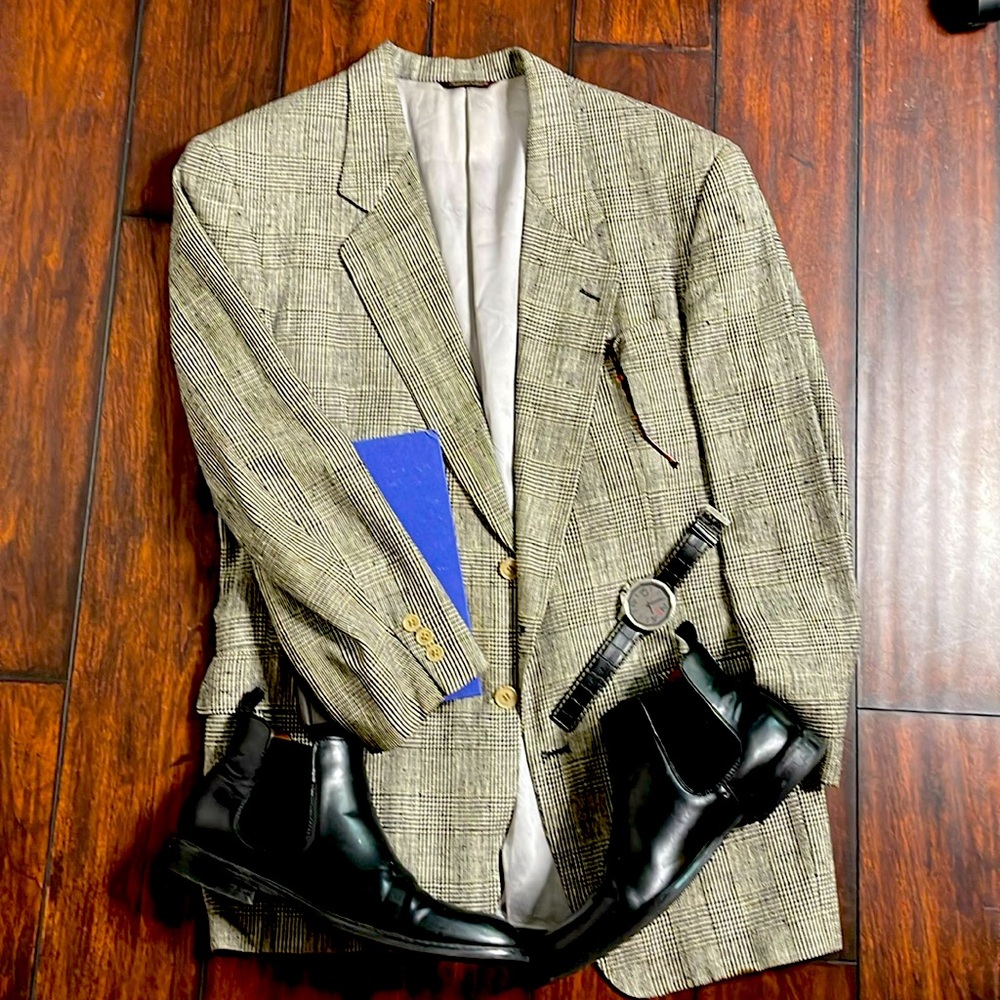 "Vintage Elegance: Custom Mark Sale Linen Blazer – Pristine Condition!"